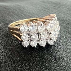 Vintage 14K Gold & Diamond Cluster Ring